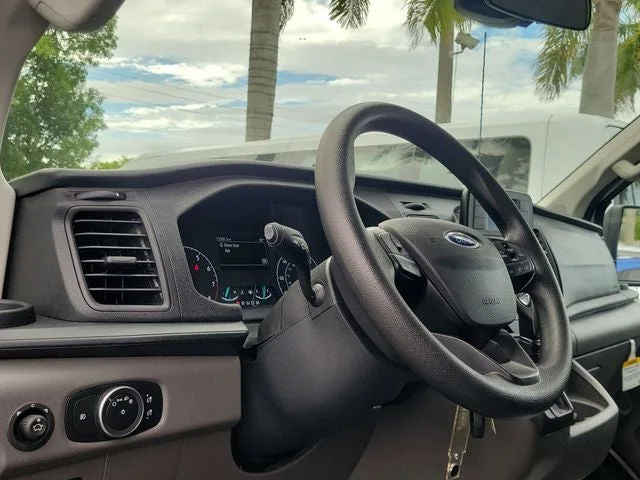 2025 Ford Transit-250 Base photo 17