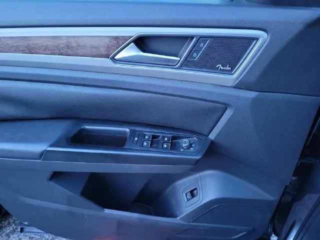 2019 Volkswagen Atlas SEL Premium 4Motion photo 13