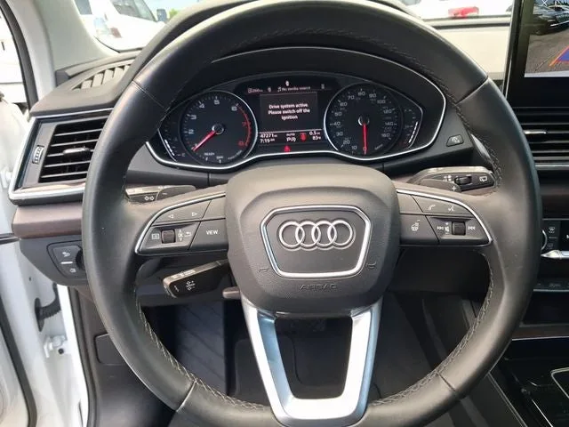 2022 Audi Q5 45 S line Premium quattro photo 16