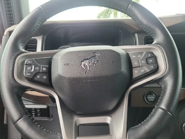 2023 Ford Bronco Outer Banks photo 20