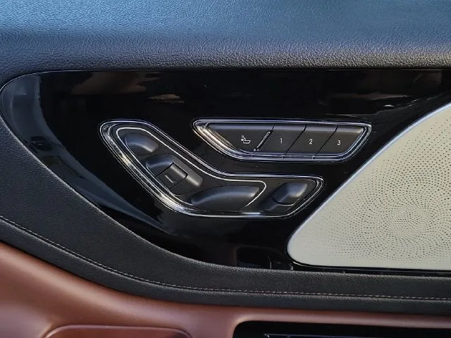 2025 Lincoln Aviator Reserve Premium photo 20
