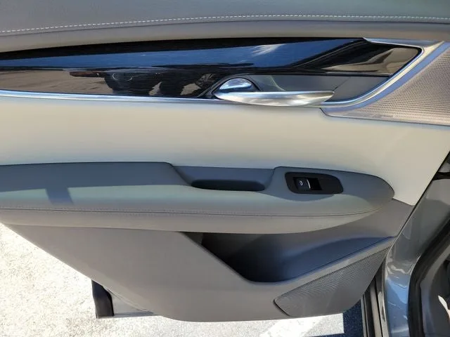 2023 Cadillac XT6 Premium Luxury photo 13