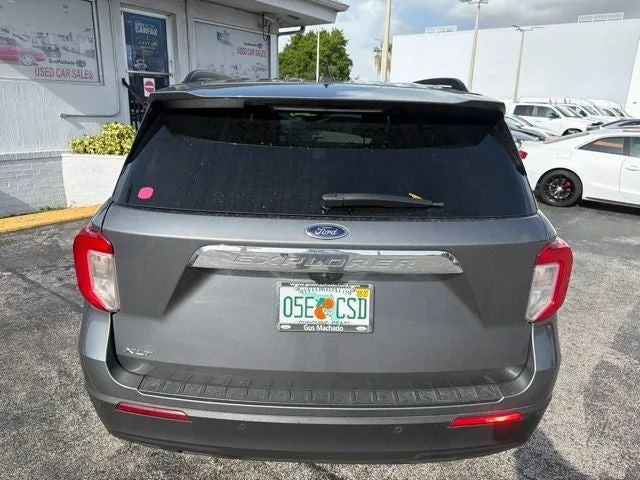 2023 Ford Explorer XLT photo 6