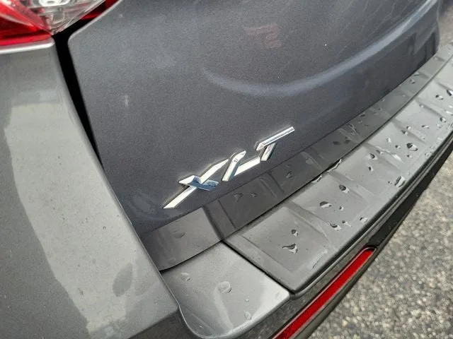 2021 Ford Explorer XLT photo 5