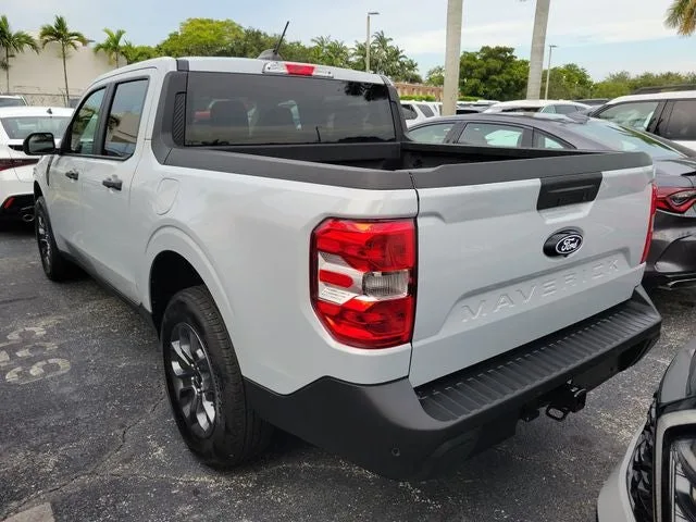 2025 Ford Maverick XLT photo 4