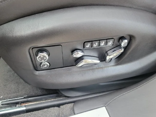 2023 Bentley Flying Spur Mulliner W12 photo 11