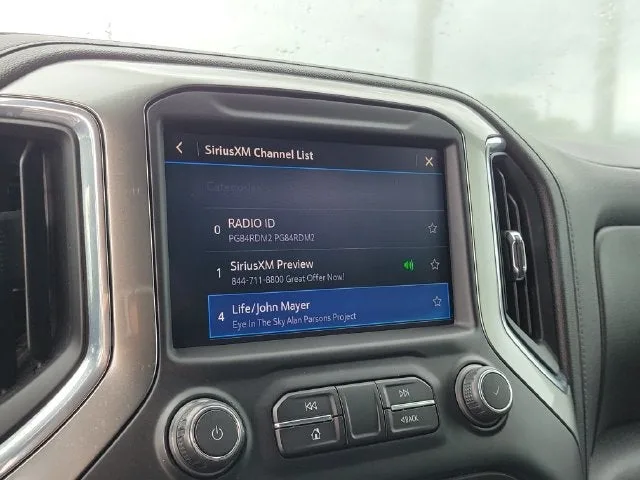 2021 Chevrolet Silverado 1500 LT photo 24