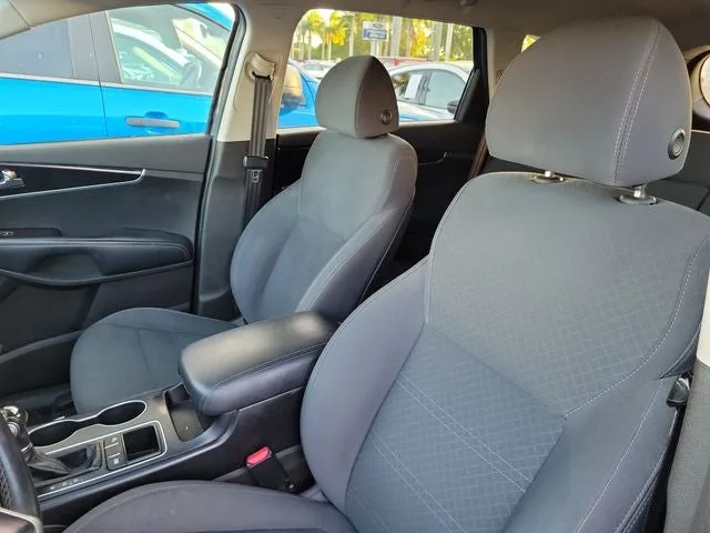 2018 Kia Sorento LX photo 8