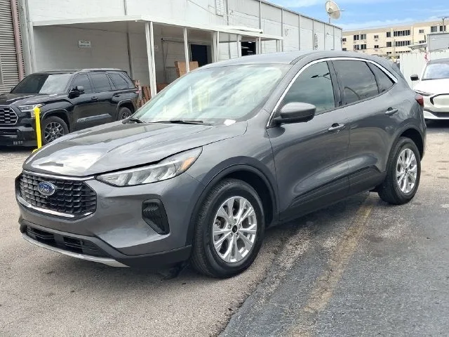 2023 Ford Escape Active photo 2