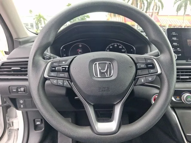 2018 Honda Accord LX photo 15