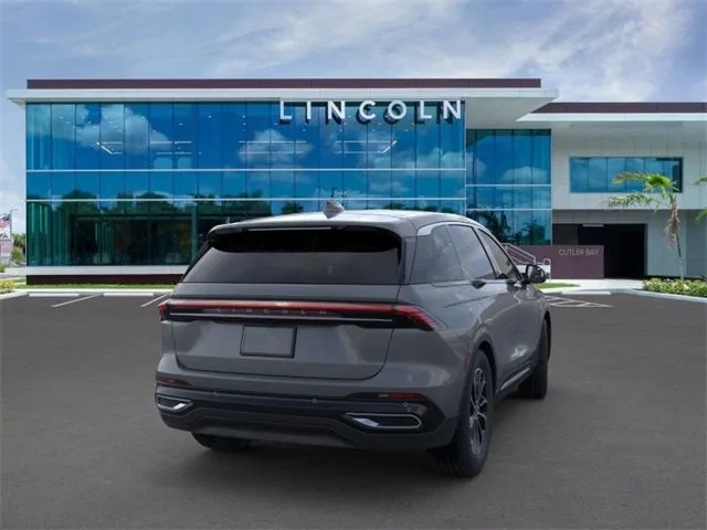 2025 Lincoln Nautilus Premiere photo 8