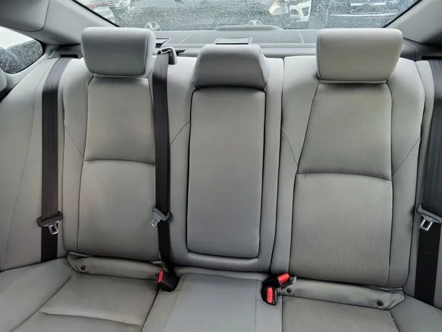 2018 Honda Accord Hybrid Base photo 10