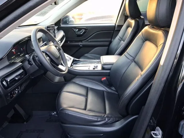 2023 Lincoln Aviator Standard Premium photo 12