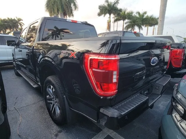 2021 Ford F-150 XL photo 4