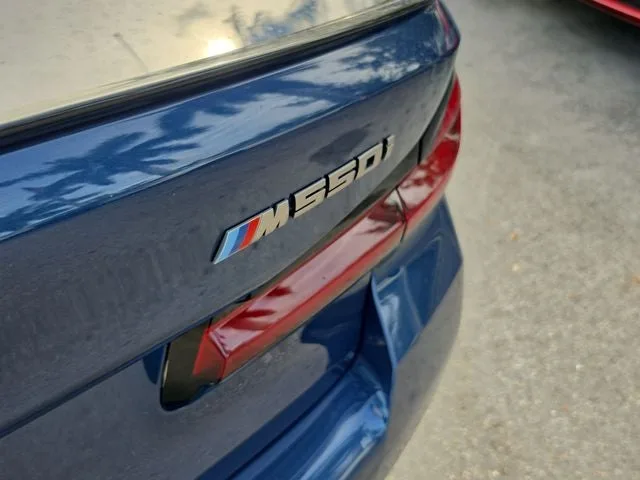 2023 BMW 5 Series M550i xDrive photo 5