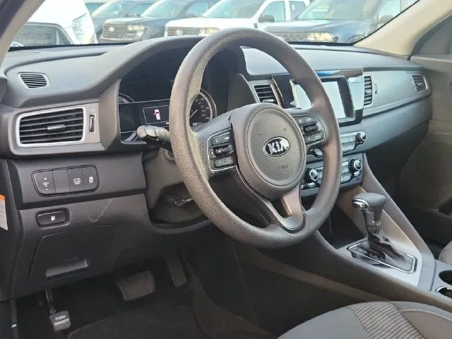 2019 Kia Niro LX photo 8