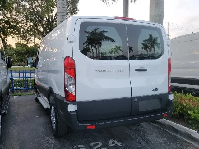 2025 Ford Transit-250 Base photo 3