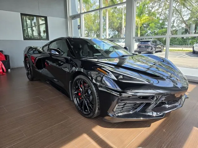 2025 Chevrolet Corvette Stingray 2LT photo 20