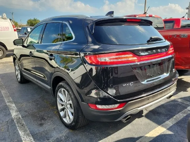 2015 Lincoln MKC Base photo 4