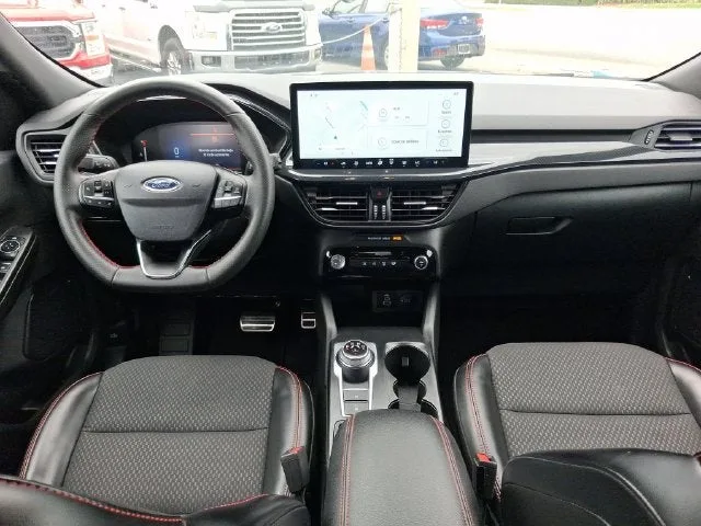 2024 Ford Escape ST-Line photo 7