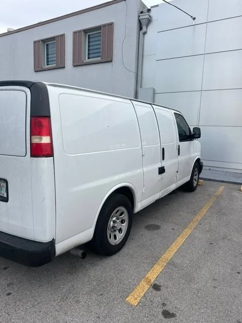 2013 Chevrolet Express 1500 Work Van Cargo photo 10
