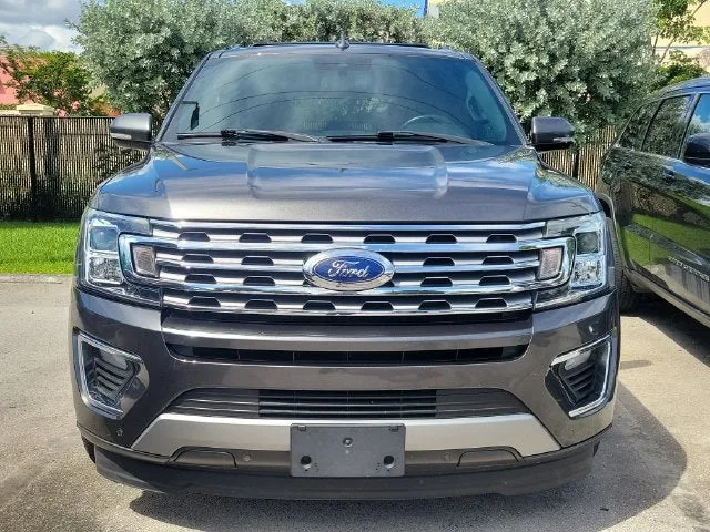 2019 Ford Expedition Limited photo 2