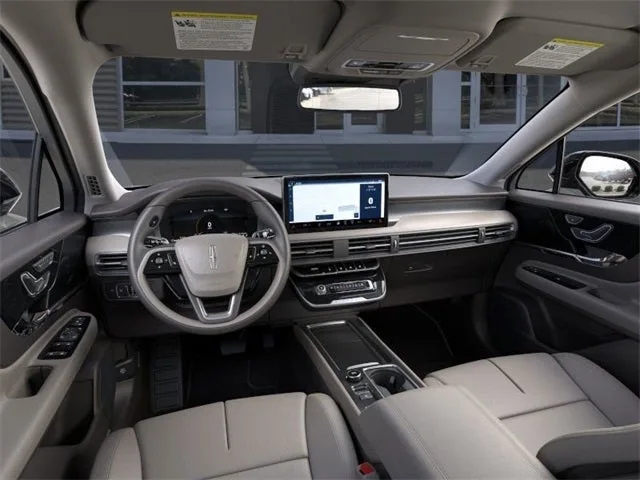 2024 Lincoln Corsair Premiere photo 9