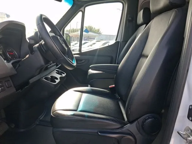 2025 Mercedes-Benz Sprinter 2500 Cargo 170 WB High Roof photo 12