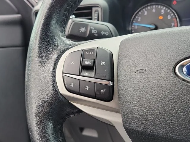 2021 Ford Explorer XLT photo 18