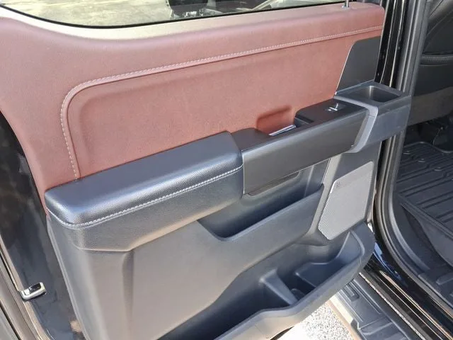 2022 Ford F-150 Lariat photo 9