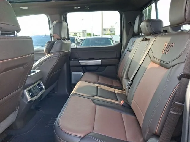 2023 Ford F-450SD King Ranch DRW photo 6