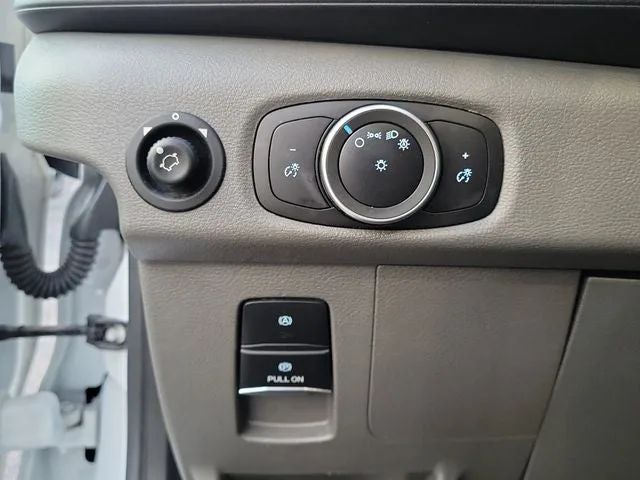 2023 Ford Transit-250 Base photo 19
