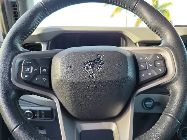 2022 Ford Bronco Badlands photo 22