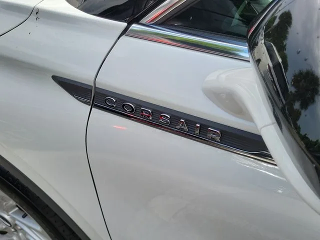 2024 Lincoln Corsair Premiere photo 8