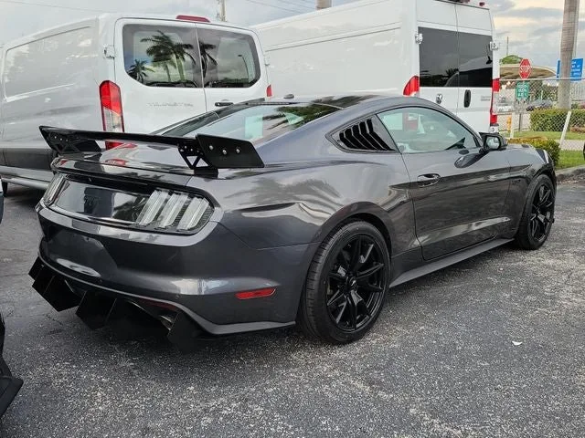 2017 Ford Mustang GT Premium photo 3