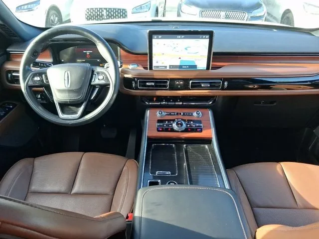 2023 Lincoln Aviator Reserve Premium photo 7