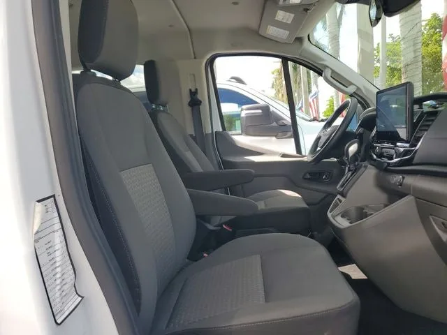 2023 Ford Transit-350 XLT photo 18
