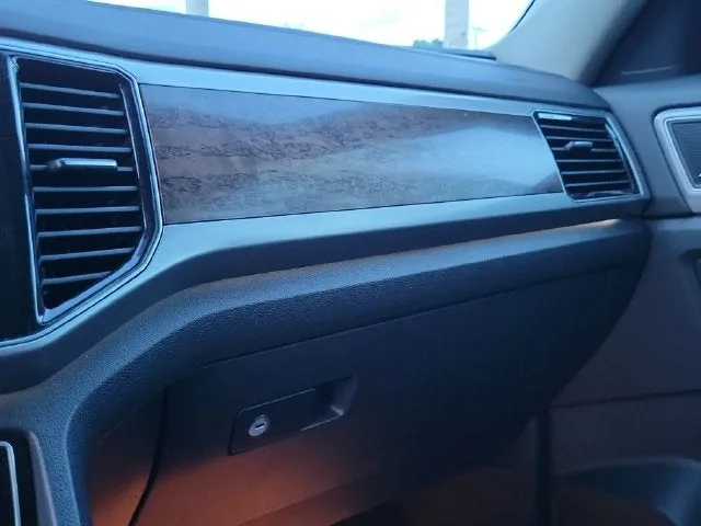 2019 Volkswagen Atlas SEL Premium 4Motion photo 28