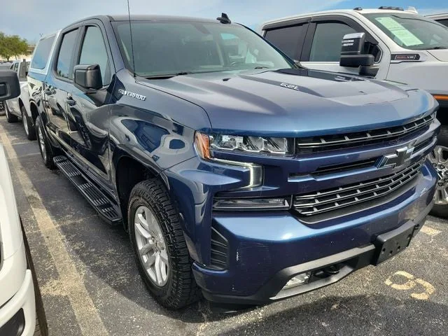 2022 Chevrolet Silverado 1500 LTD RST photo 2