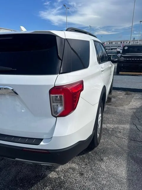2024 Ford Explorer XLT photo 4