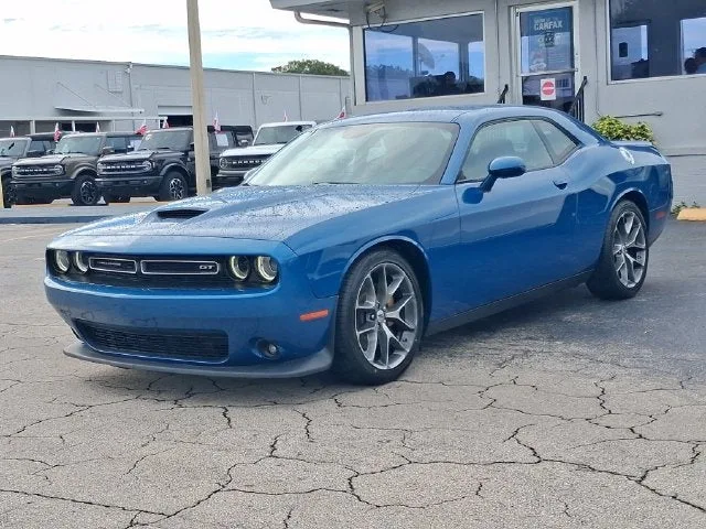 2022 Dodge Challenger GT photo 2