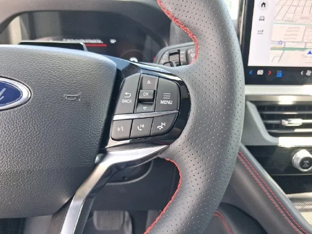 2026 Ford Explorer ST photo 18