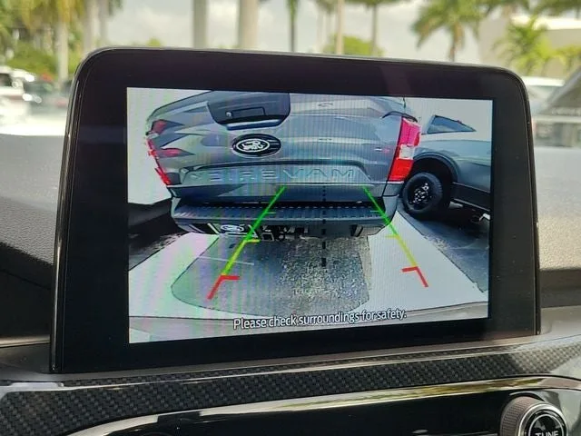 2024 Ford Escape ST-Line photo 24