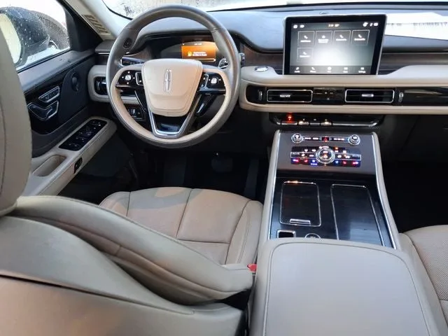 2022 Lincoln Aviator Reserve Premium photo 8