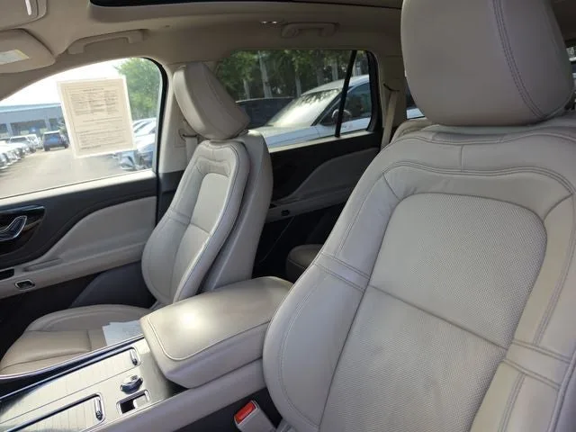 2024 Lincoln Aviator Reserve Premium photo 17