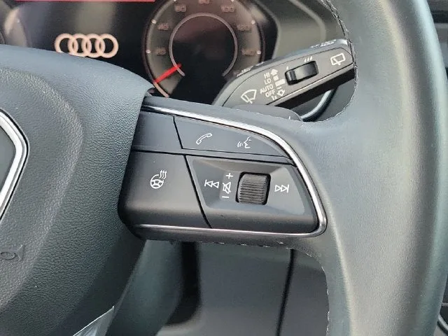 2025 Audi Q5 40 Premium quattro photo 21