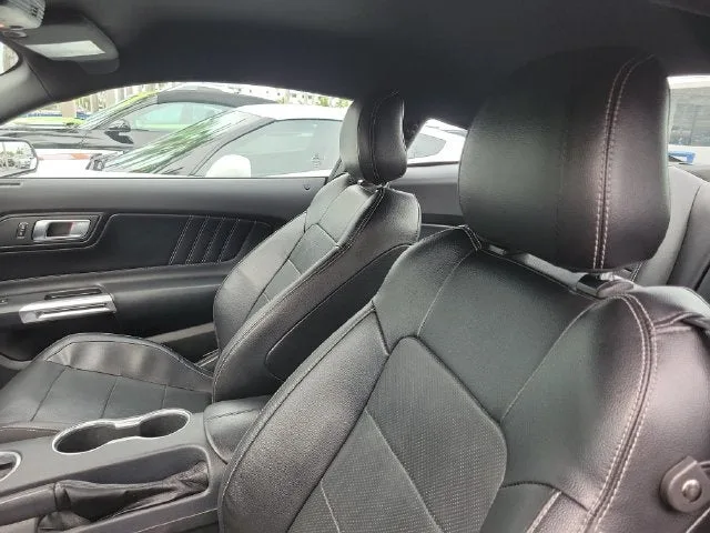 2021 Ford Mustang GT Premium photo 10