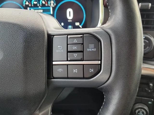 2023 Ford F-150 Lariat photo 24