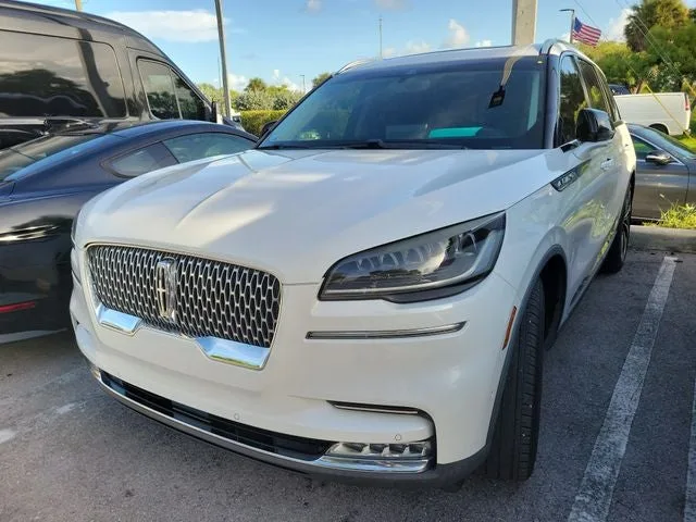 2020 Lincoln Aviator Reserve Premium photo 3