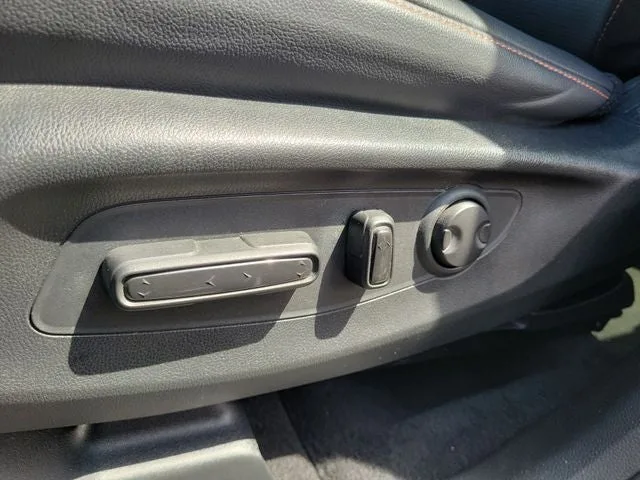 2024 Honda CR-V Hybrid Sport-L photo 12